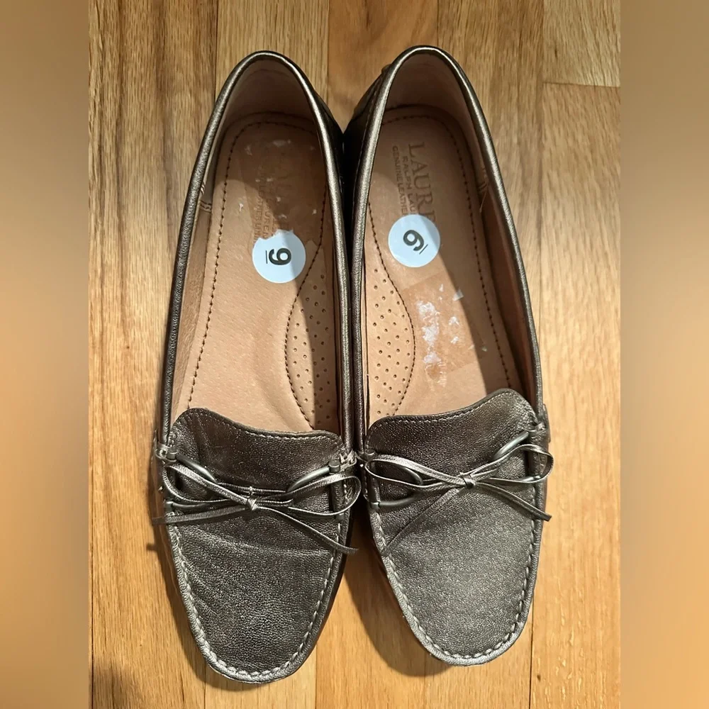 Lauren Ralph Lauren copper colored, slip on loafer. Size 9. - Picture 2 of 7